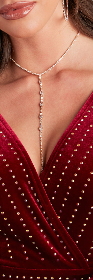 Isn't She Glam Rhine T-Necklace