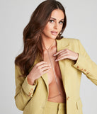 All The Attraction Body Chain is a trendy pick to create 2023 festival outfits, festival dresses, outfits for concerts or raves, and complete your best party outfits!