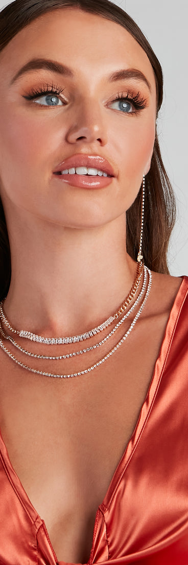 Gorgeous Sparkle Layered Necklace is a trendy pick to create 2023 festival outfits, festival dresses, outfits for concerts or raves, and complete your best party outfits!