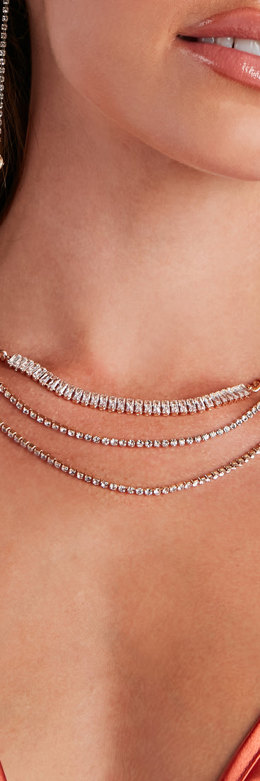 Gorgeous Sparkle Layered Necklace is a trendy pick to create 2023 festival outfits, festival dresses, outfits for concerts or raves, and complete your best party outfits!