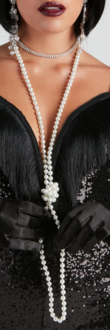 Extra Long Pearl Necklace styled with a 1920's flapper costume for Halloween 2022