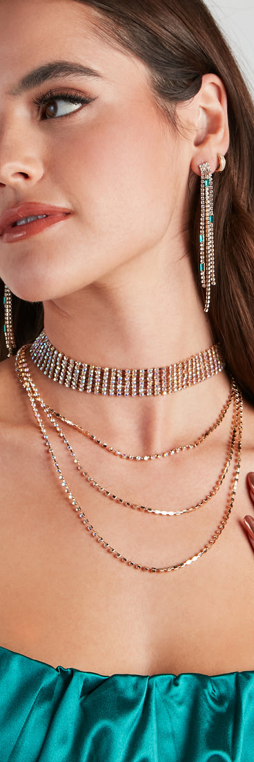 Elegant Night Rhinestone Necklace is a trendy pick to create 2023 festival outfits, festival dresses, outfits for concerts or raves, and complete your best party outfits!