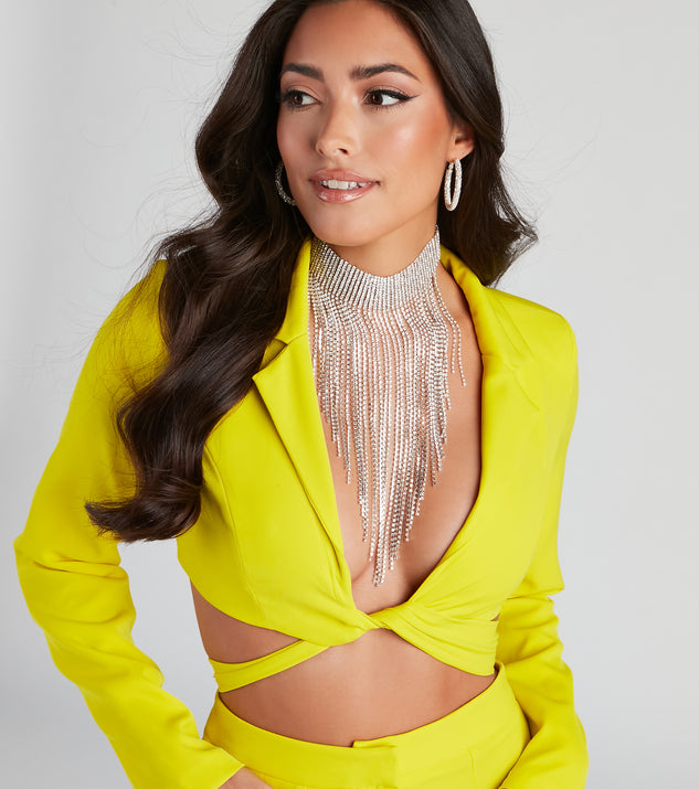 All That Glitters Statement Necklace is a trendy pick to create 2023 festival outfits, festival dresses, outfits for concerts or raves, and complete your best party outfits!