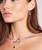 With Luxe Mood Gemstone Necklace And Earrings Set as your homecoming jewelry or accessories, your 2023 Homecoming dress look will be fire!
