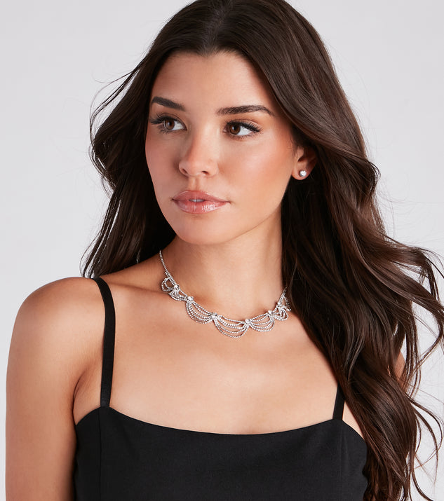 With Polished And Pretty Rhinestone Choker Necklace as your homecoming jewelry or accessories, your 2023 Homecoming dress look will be fire!