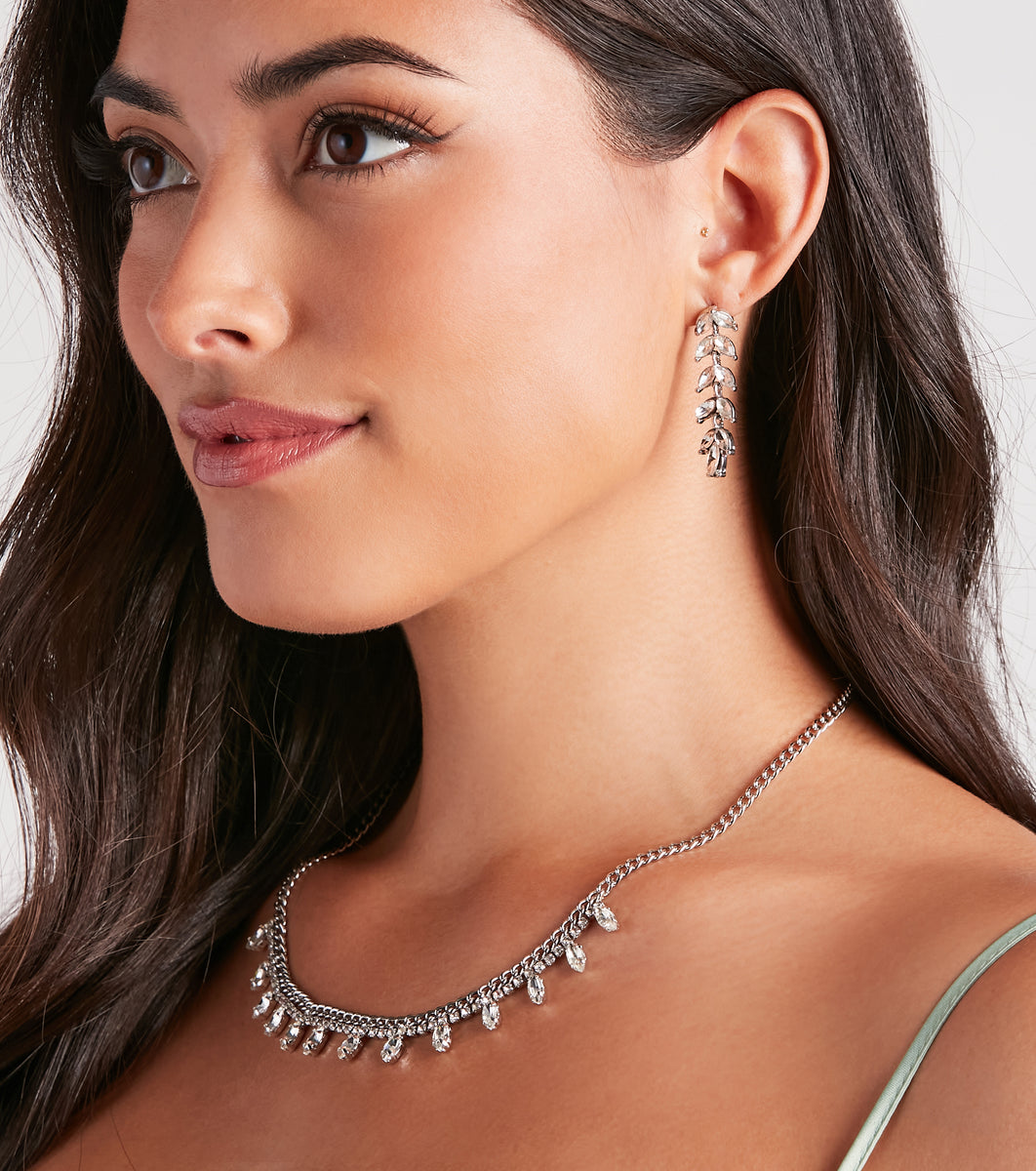 Let's Get Glam Rhinestone Necklace And Earrings Set