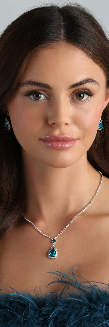 Pretty Glitz Necklace And Earrings Set