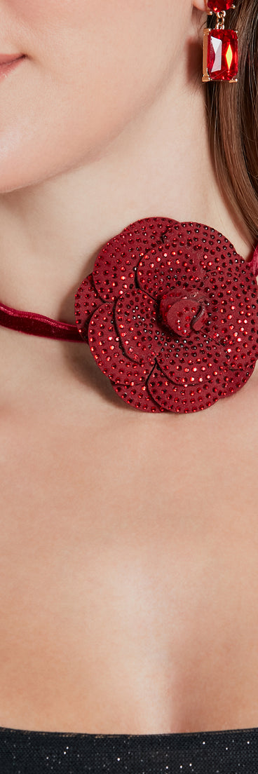 Charm Them All Rhinestone Rosette Choker Necklace