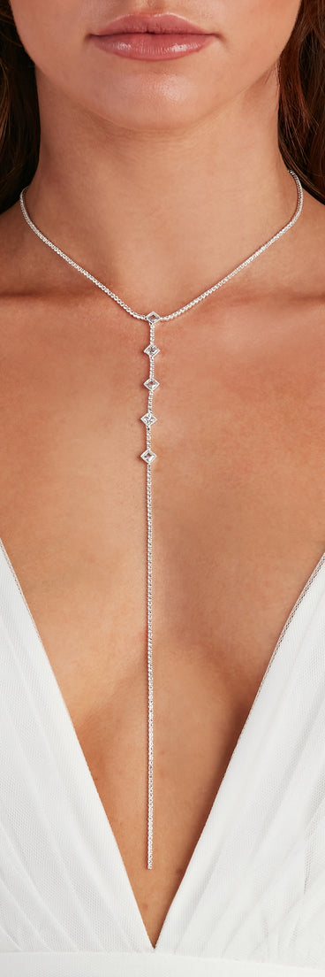 Dainty Rhinestone Lariat Necklace creates the perfect New Year’s Eve Outfit or new years dress with stylish details in the latest trends to ring in 2023!