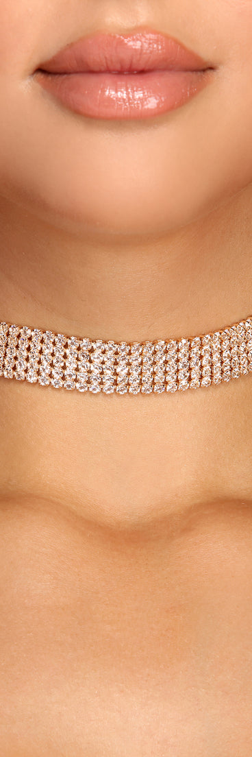 Simple Glam Rhinestone Choker is a trendy pick to create 2023 festival outfits, festival dresses, outfits for concerts or raves, and complete your best party outfits!