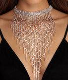 Shimmering Beauty Choker Necklace is the perfect Homecoming look pick with on-trend details to make the 2023 HOCO dance your most memorable event yet!
