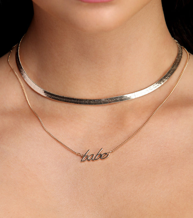 Babe Script Layered Necklaces is a trendy pick to create 2023 festival outfits, festival dresses, outfits for concerts or raves, and complete your best party outfits!