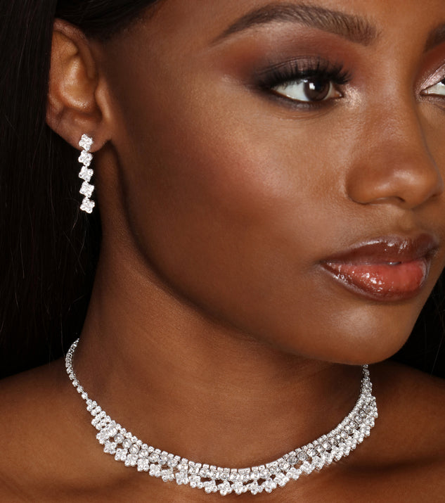 All Glammed Up Necklace And Earrings Set creates the perfect New Year’s Eve Outfit or new years dress with stylish details in the latest trends to ring in 2023!