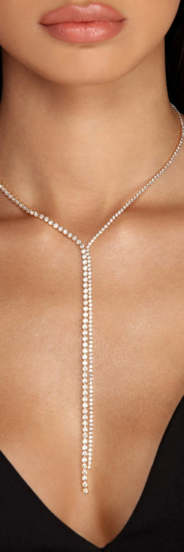 Shine In Rhine Lariat Necklace is the perfect Homecoming look pick with on-trend details to make the 2023 HOCO dance your most memorable event yet!