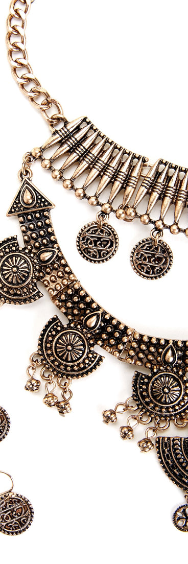 Boho Layered Bib Necklace And Earrings is a trendy pick to create 2023 festival outfits, festival dresses, outfits for concerts or raves, and complete your best party outfits!