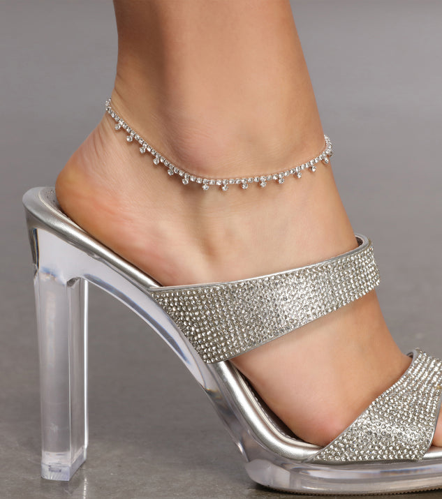 With Dainty Rhinestone Anklet as your homecoming jewelry or accessories, your 2023 Homecoming dress look will be fire!