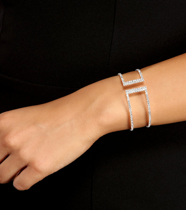 Divine Moments Rhinestone Cuff is the perfect Homecoming look pick with on-trend details to make the 2023 HOCO dance your most memorable event yet!
