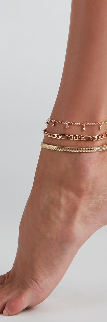 Perfect Trio Three Pack Anklets is a trendy pick to create 2023 festival outfits, festival dresses, outfits for concerts or raves, and complete your best party outfits!