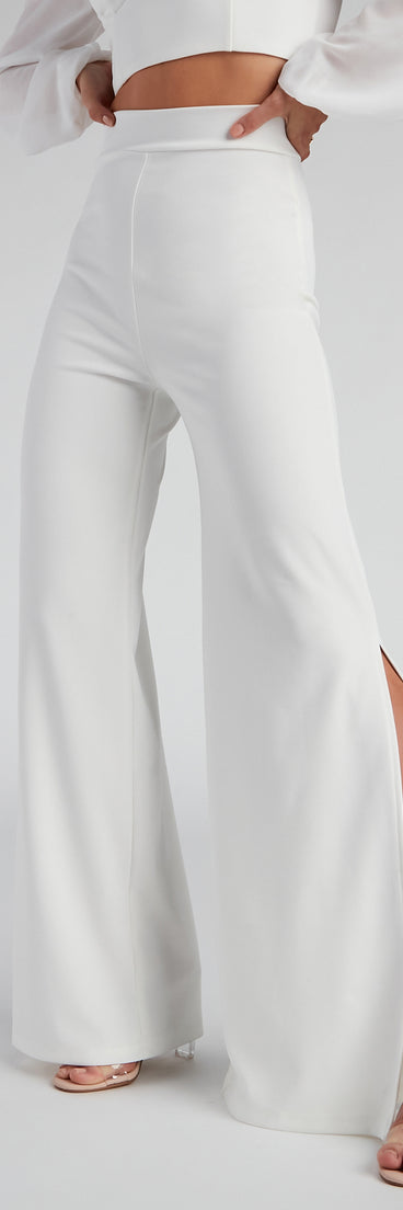 Glam Deets Three Piece Anklet Set is a trendy pick to create 2023 festival outfits, festival dresses, outfits for concerts or raves, and complete your best party outfits!