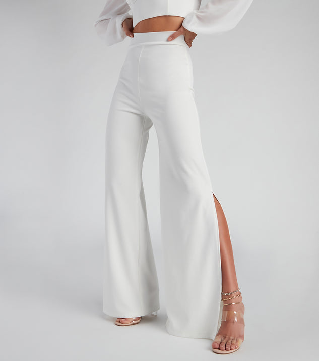 Glam Deets Three Piece Anklet Set is a trendy pick to create 2023 festival outfits, festival dresses, outfits for concerts or raves, and complete your best party outfits!