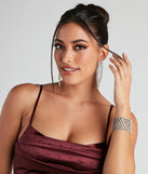 Glam Stretch Rhinestone Bracelet is the perfect Homecoming look pick with on-trend details to make the 2023 HOCO dance your most memorable event yet!