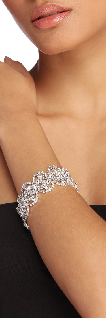 Luxe Rhinestone Clasp Bracelet