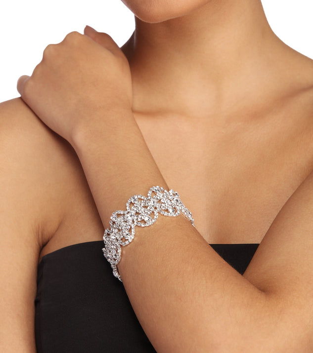 Luxe Rhinestone Clasp Bracelet