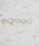 Queen Of Hearts Ring Set is a trendy pick to create 2023 festival outfits, festival dresses, outfits for concerts or raves, and complete your best party outfits!