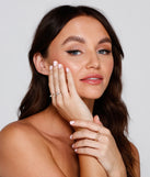 Dainty And Glam Rhinestone Ring Set is the perfect Homecoming look pick with on-trend details to make the 2023 HOCO dance your most memorable event yet!