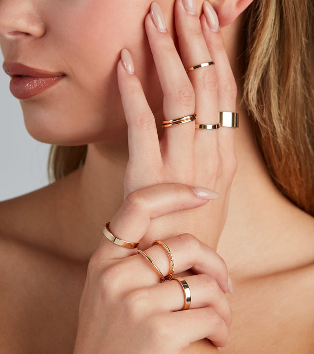 Minimalistic Shine Ring Ten Pack is a trendy pick to create 2023 festival outfits, festival dresses, outfits for concerts or raves, and complete your best party outfits!