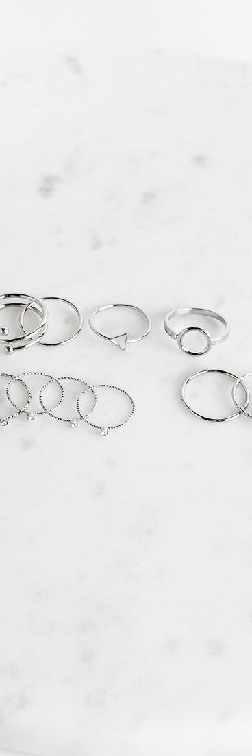 Dainty Details 14 Ring Pack is the perfect Homecoming look pick with on-trend details to make the 2023 HOCO dance your most memorable event yet!