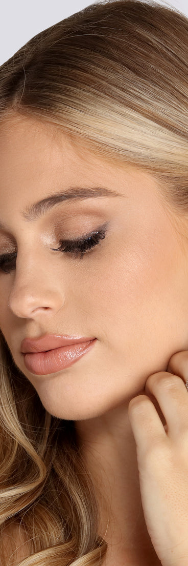 Charming Rhinestone Memory Wire Ring is the perfect Homecoming look pick with on-trend details to make the 2023 HOCO dance your most memorable event yet!