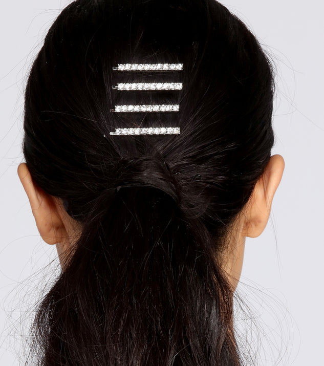 Chunky Rhinestone Hair Pin Set is the perfect Homecoming look pick with on-trend details to make the 2023 HOCO dance your most memorable event yet!
