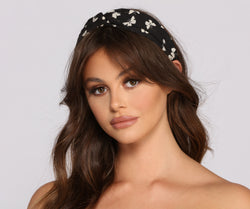 Boho Chic Knot Detail Heaband is a trendy pick to create 2023 festival outfits, festival dresses, outfits for concerts or raves, and complete your best party outfits!