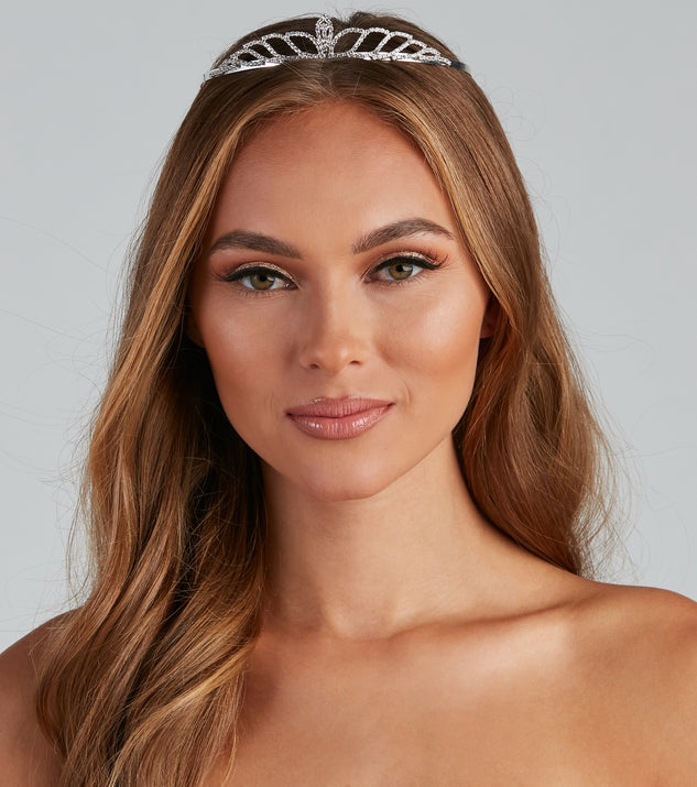 Princess Of Glam Rhinestone Tiara is the perfect Homecoming look pick with on-trend details to make the 2023 HOCO dance your most memorable event yet!