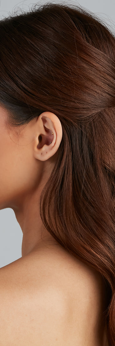 With Make It Chic Pearl Hair Claw Clips as your homecoming jewelry or accessories, your 2023 Homecoming dress look will be fire!