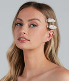 Pearl Of Chic Hair Clip Twin Pack is the perfect Homecoming look pick with on-trend details to make the 2023 HOCO dance your most memorable event yet!