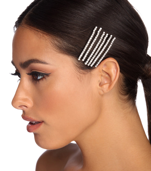Radiant Rhinestone Bobby Pin Set is the perfect Homecoming look pick with on-trend details to make the 2023 HOCO dance your most memorable event yet!