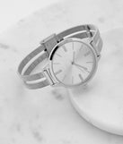 Time Flies Mesh Band Watch is the perfect Homecoming look pick with on-trend details to make the 2023 HOCO dance your most memorable event yet!