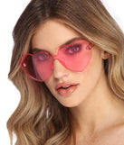 Rimless Heart Sunglasses is a trendy pick to create 2023 festival outfits, festival dresses, outfits for concerts or raves, and complete your best party outfits!