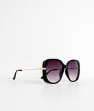 Diva Alert Sunglasses is a trendy pick to create 2023 festival outfits, festival dresses, outfits for concerts or raves, and complete your best party outfits!
