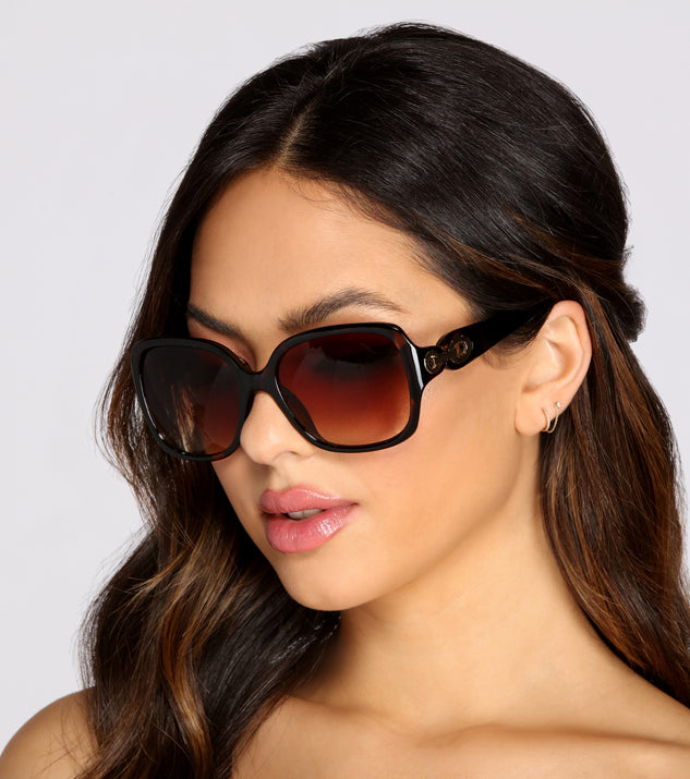 Star Status Gold Link Sunglasses