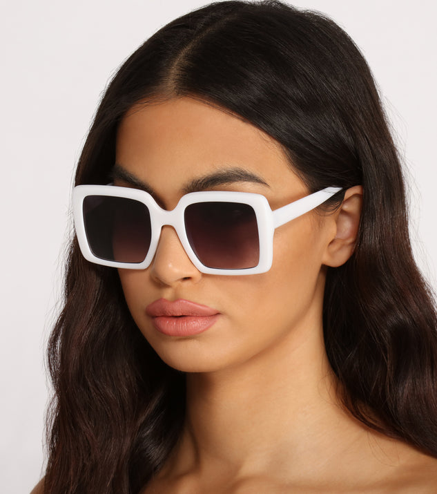 Don't Bother Me White Square Sunglasses is a trendy pick to create 2023 festival outfits, festival dresses, outfits for concerts or raves, and complete your best party outfits!
