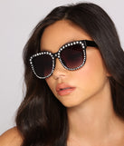 Glamorous Vibes Rhinestone Trim Sunglasses is a trendy pick to create 2023 festival outfits, festival dresses, outfits for concerts or raves, and complete your best party outfits!
