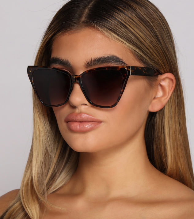 Diva Vibes Cat-Eye Sunglasses
