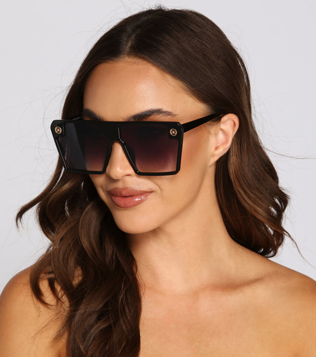 So Extra Oversized Square Sunglasses is a trendy pick to create 2023 festival outfits, festival dresses, outfits for concerts or raves, and complete your best party outfits!