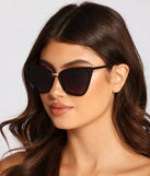 Trendy Diva Oversized Cat Eye Sunglasses is a trendy pick to create 2023 festival outfits, festival dresses, outfits for concerts or raves, and complete your best party outfits!