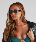 Total Glam Girl Sunglasses is a trendy pick to create 2023 festival outfits, festival dresses, outfits for concerts or raves, and complete your best party outfits!