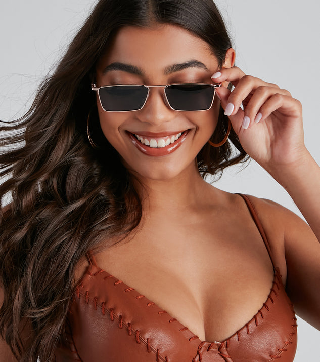 Almost Famous Sleek Square Sunglasses is a trendy pick to create 2023 festival outfits, festival dresses, outfits for concerts or raves, and complete your best party outfits!