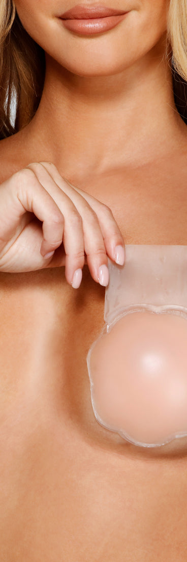 Smooth Gel Reusable Lifting Petals provides essential lift and support for creating your best summer outfits of the season for 2023!